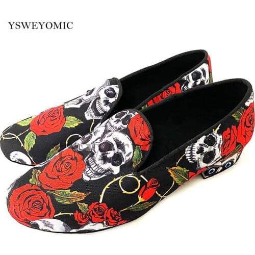 2021 Low Heel 2cm Men Dance Shoes Halloween Skull Red Flower Fabric Latin Bachata Salsa Men Dance Shoes in Leather Outsole