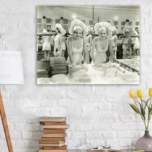 Sexy Women In Restaurant Old Photography Poster Beautiy Rolling In Dough Black and White Vintage Canvas Painting Wall Art Decor