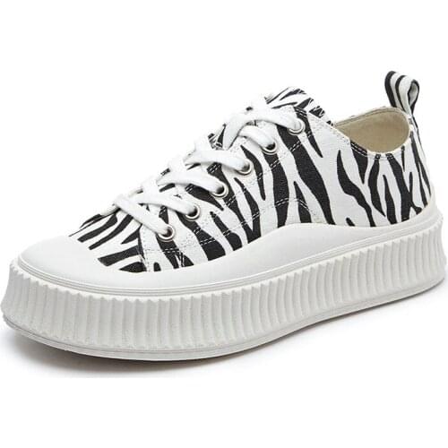 2021Womens Canvas Shoes Platform Vulcanize Fashion Summer Casual Lady Flats Running Woman Canvas Sneaker Zapatos De Mujer