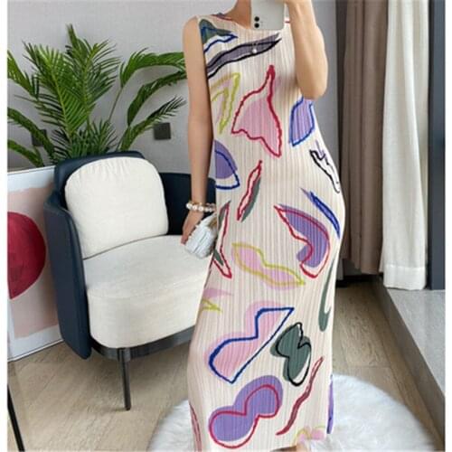 Miyake pleated print dress O-neck loose vest dress fashion simple temperament pleated dress female slim sleeveless hip dress