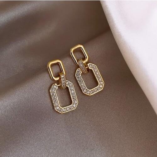 Fashion Simple Rhinestone Pearl Drop Earrings For Women Long Curved Wave Dangle Earrings Statement Wedding Party Jewelry