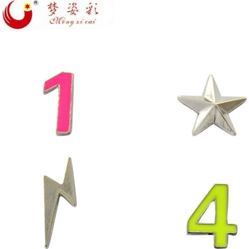 MZC New Charm Star Broches Mujer Corsage Acrylic Brooch Pin Gift for Women Accessories Bijoux Strass Jewelry