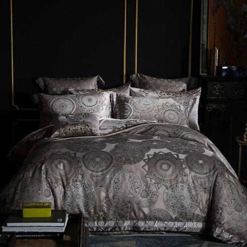 Luxury Jacquard royal Bedding Sets King Queen Size 4/6/9Pcs Duvet Cover Set BedSpread /Pillowcase boho bedclothes Bed cover