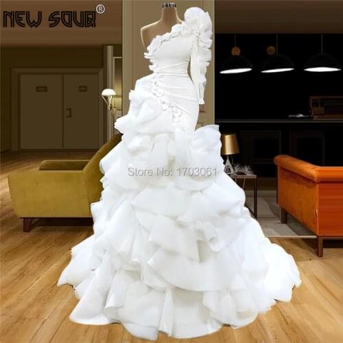 Elegant White Tiered Evening Dresses 2020 Fashionable Saudi Arabic Prom Dresses Custom Celebrity Party Gown Dubai Robe De Soiree