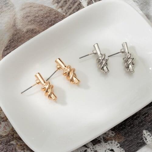 LOVR 2021 New Vintage Earrings For Women Geometric Simple Punk Metal Earrings Sear Clips Drop Earring Jewelry Hanging earrings