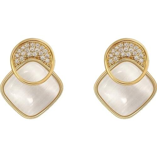 New Earrings Fashion Jewelry Cats Eye Stud Simple Fashion 100 Tower Geometry Show Thin Earrings Female Wholesale