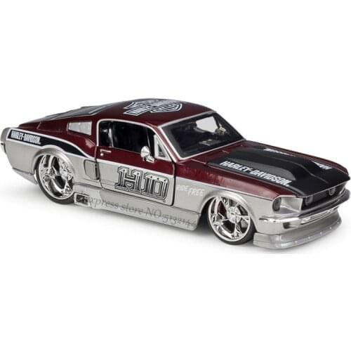 Maisto 1:24 1967 Ford Mustang GT alloy car model crafts decoration collection toy tools gift