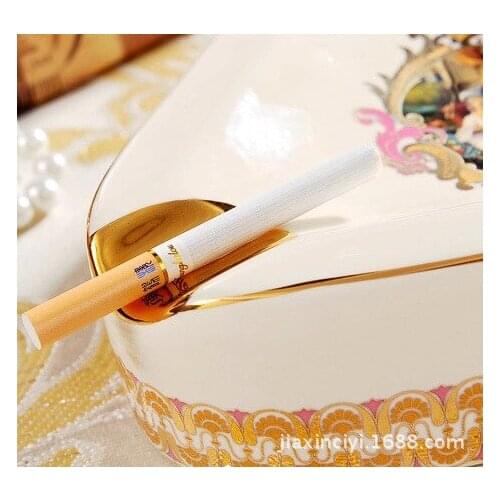Ourui Ya new high-end European luxury ivory porcelain ceramic ashtray European home Decoration