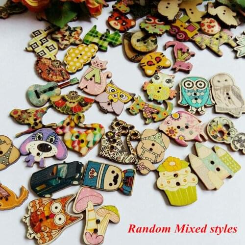 50pcs Random Mix Decorative Buttons Lovely Conveyance 2 Holes Sewing Natural wooden Buttons Flatblck botones Accessories