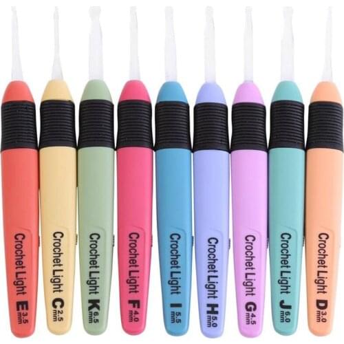 1 pcs LED Light Up Crochet Hook Knitting Needles Weave Sewing Tool Accessories Crochet Lite for Knitting DIY Crafts