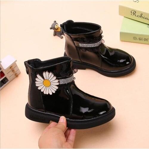 KIDS SHOES Martin boots Children Patent Leather Botas Girls Waterproof Plush Snow Boots Diamond lace decoration Fashion boots