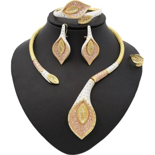 Yulaili Top Quality Dubai Gold Jewelry Sets for Women Big Leaf Shape Choker Necklace Stud Earrings Bracelet Ring Party Jewellery
