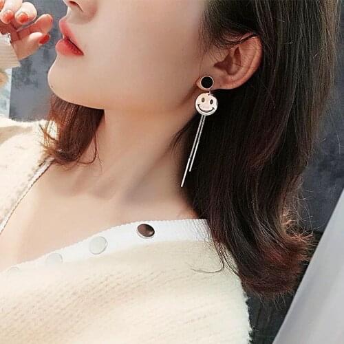 Black round Smiley Face Titanium Steel Ear Studs Rose Gold Earrings Earrings Female Accessories