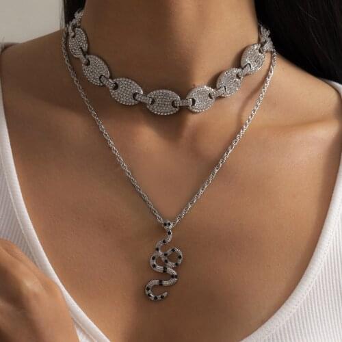 2021 New Womens Dragon Metal Necklace Pendant Couple Jewelry Shiny Rhinestone Chain Necklace Necklace Jewelry Gift