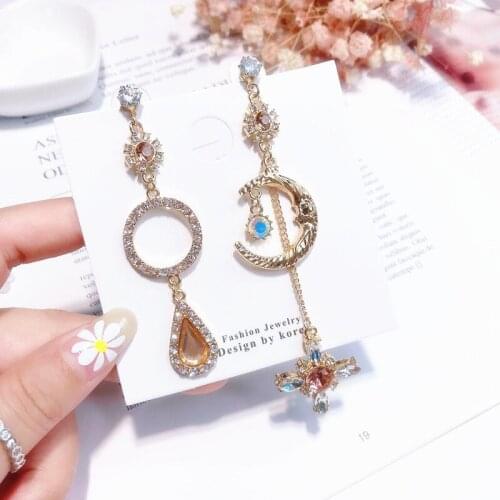 BOEYCJR Star & Moon Rhinestone Stud Earrings Handmade Fashion Jewelry Round Shape Earrings for Women Gift