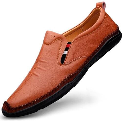 Handmade Sewing Mens classic Casual Leather Shoes Outdoor Comfortable Soft Bottom Mens Driving Shoes Slip-On Leather Shoes Men