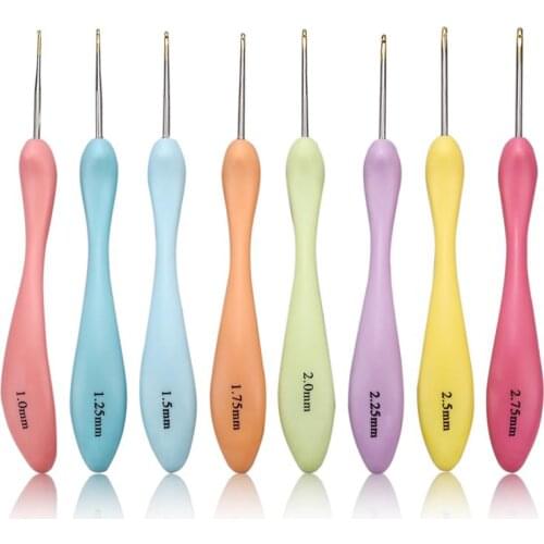 8Pcs/Set Knitting Needle Crochet Hook Soft Handle Sweater Needle Crochet Needles Sewing Accessories DIY Hand-Made Tool