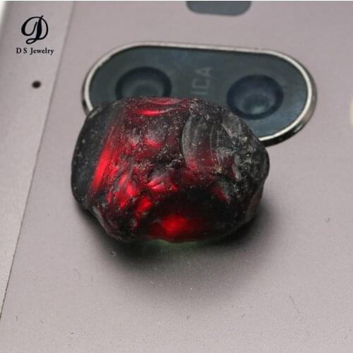 Wholesale Natural Crystal Red Garnet Rough Raw Stone Gem Specimen Healing
