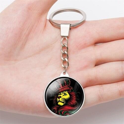 African Lion Keychain Vintage Art Poster Print Glass Cabochon Key Chain Accessories Bag Charm Women Men Jewelry Dropshipping