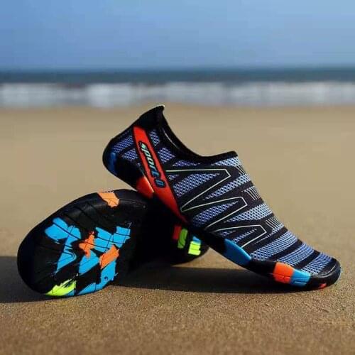 2021 Swimming Water Aqua Shoes Men Women Casual Beach Camping Shoes Unisex Aqua Flat Soft Walking Lover yoga Non-slip sneakers