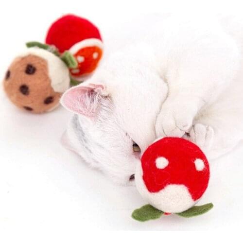 Cat Toy Christmas Funny Ball Interactive Pet Kitten Scratch Natural Wool Ball Training Pet Supplies Product