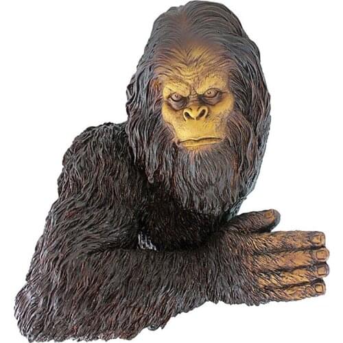 Bigfoot Garden Decoration Tree Sculpture 3D Tree Hugger Statue Garden Decoration