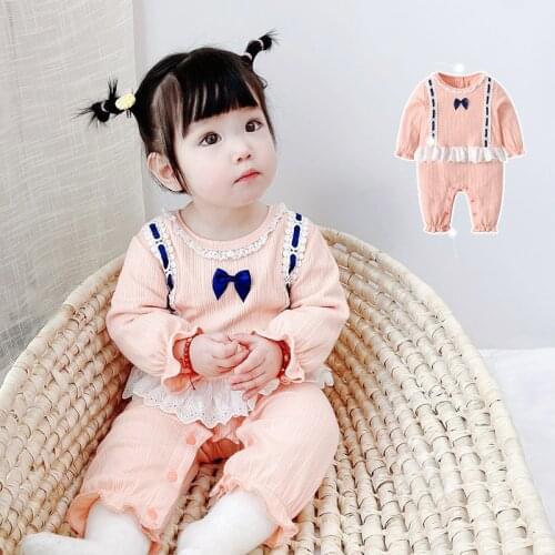 Newborn baby clothing pure cotton spring 2021 childrens clothing bowknot baby jumpsuit lace foreign baby romper