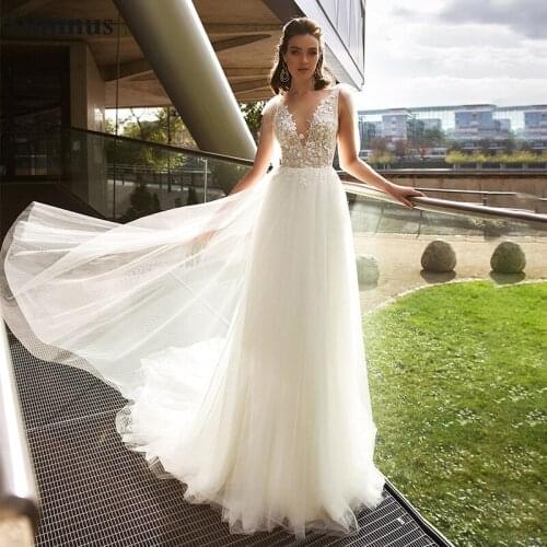 Sumnus Boho beach Wedding Dresses 2020 Sexy V-neck Sleeveless 3D Flowers Princess Bridal Dress plus Size Wedding Gowns