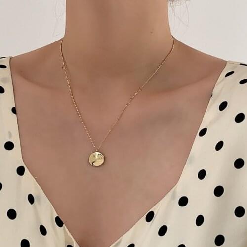 Minimalist Gold Chain Pendant Necklace for Women Coin Badge Geometric Chokers Dainty Necklaces Party Accessories Fashion Jewelry