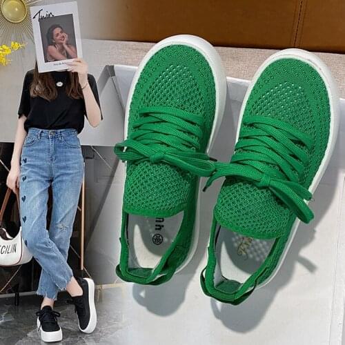 Womens Spring And Summer Round Head Vulcanized Shoes Hollow Out Flying Mesh Surface Thick Bottom Muffin Bread Sneakers Shoes