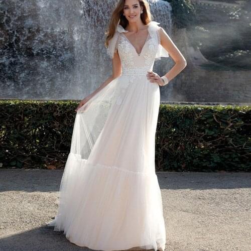 2021 Summer Beach Wedding Dresses Boho Lace Dot Tulle A Line Illusion Back V Neck Bridal Gowns with Bow Robes De Mariage