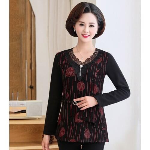 Lace V-neck Women Thick Pullovers Long Sleeve Clothing Bottom Shirt Middle Age Mother Plus Size Warm Plus Fleece Tops