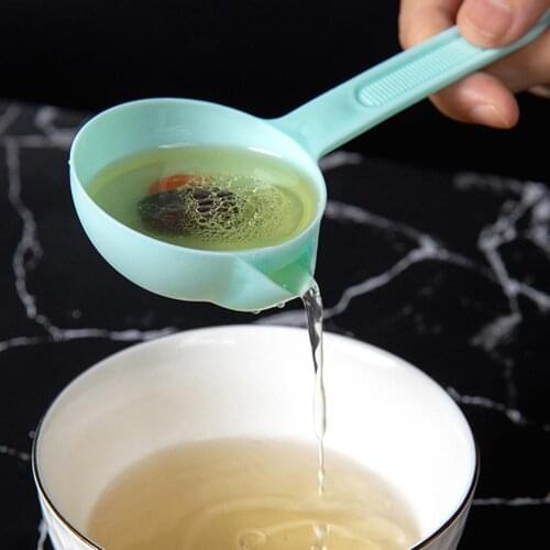 Plastic Long Handle Soup Oil Separator Home Kitchen Colander Filtering Spoon Polypropylene Sieve Oil Scoop Kitchen Scoop