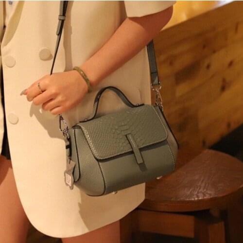 New Retro Genuine Leather Women Handbag First Layer Cowhide Large Capacity Large Capacity Versatile Shoulder Bags
