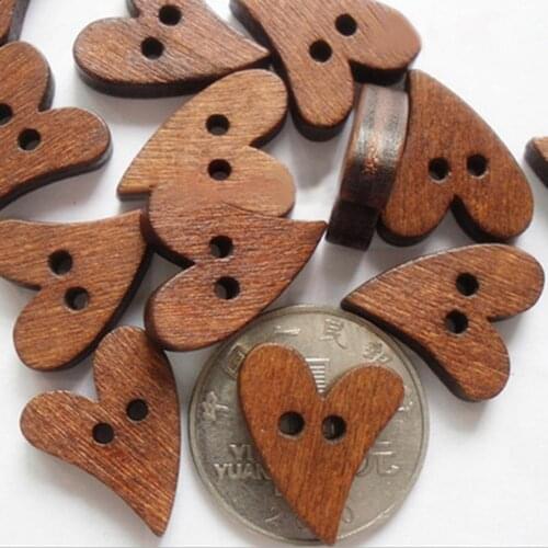100Pcs Buttons Heart Shape Unfading Wood Brown Sewing Buttons for Sewing Scrapbooking Clothing Knitting Accessories