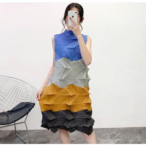 New Summer Women Stitching Color Dress Pleated Sleeveless Fold Dresses Striped Ladies Fashion Streetwear Clothing E200