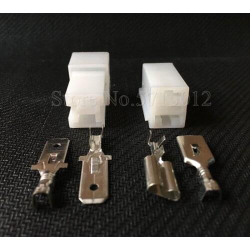 2 Hole Electrical Vehicle Automotive Connector Car Fog Lamp Light Socket