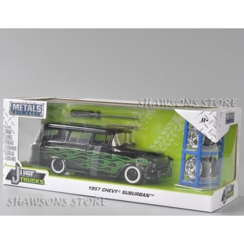 JADA Just Trucks 1:24 Scale Diecast Metal Vintage Car Model Toys 1957 Chevy Suburban Miniature Replica With Spare Tyres