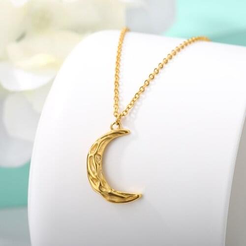 Elegant New Moon Necklace Stereoscopic Design Stainless Steel For Women Gold Color Fashion Jewelry Christmas Accessory Gifts