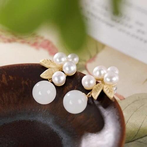 New Arrival Pure Pearl Earrings Fashion White Jadeite Beads Stud Earrings