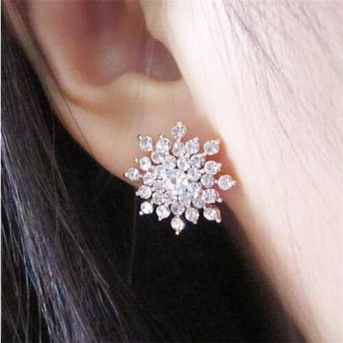 New Fashion Luxury Crystal Snowflake Earrings Zircon Sunflower Earrings Suitable For Womens Wedding Engagement Jewelry Party
