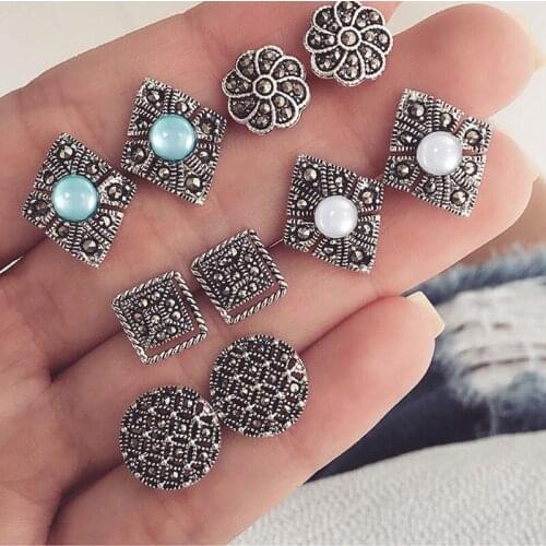 Lalang Stud Earrings