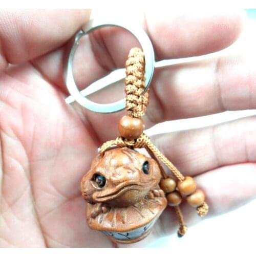 Mahogany Three-dimensional Engraving Key Chain Lifelike frog Pendant Key Ring Jewelry Gift For Car Accessories L40