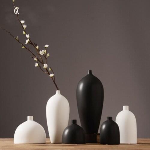 Classic black / white ceramic vase Creative tabletop small vase Dried flowers container home decoration modern texture vases