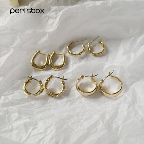 CHUANGU 4 Designs Gold Horseshoe Small Hoop Earrings for Women 3 Row Twisted Hoop Earrings Minimalist Plain Hoop Earrings 2019