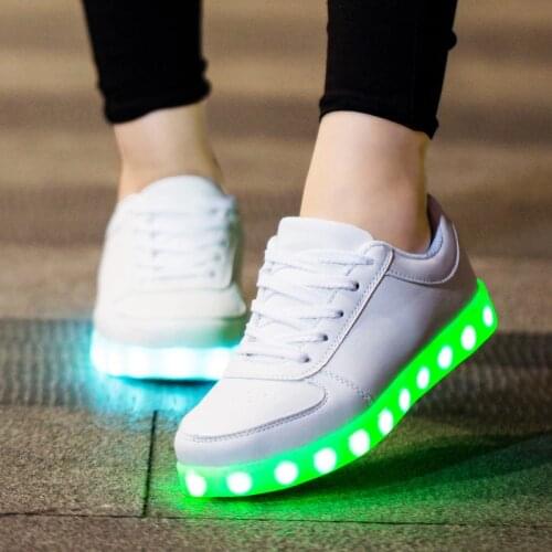 RayZing Luminous Led shoes with 18 style For Youth Teenagers Fashion men Casual Glowing shoes Unisex Light up Sole zapatos mujer