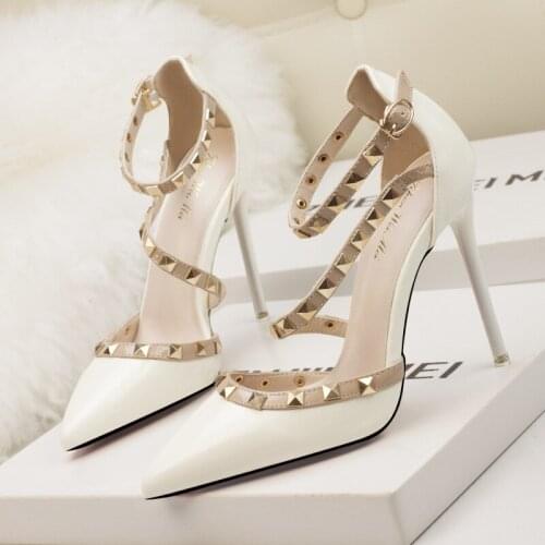 2021 Summer Shoes Women high heels pointed toe pumps Sexy Rivet ankle strap thin heels Female Sandals fashion ladies shoe party