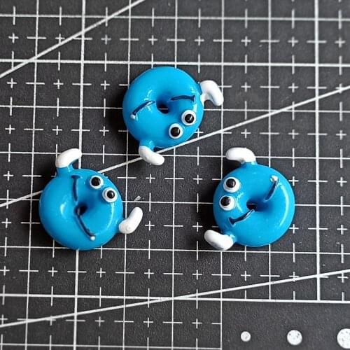 1pcs/lot resin flat back blue cartoon doughnut 22mm simulation of food Cabochon Scrapbook DIY phone decoration