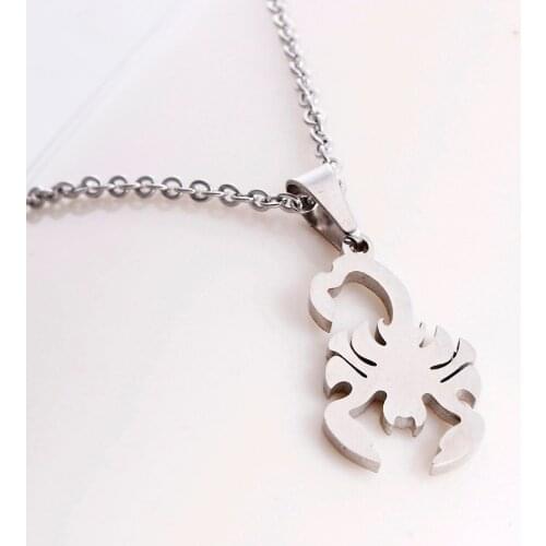 1Pc Fashion New Stainless Steel Necklaces,Cute Scorpion Insect Pendant Women Girls Bugs Chokers Statement Necklace Lucky Gift