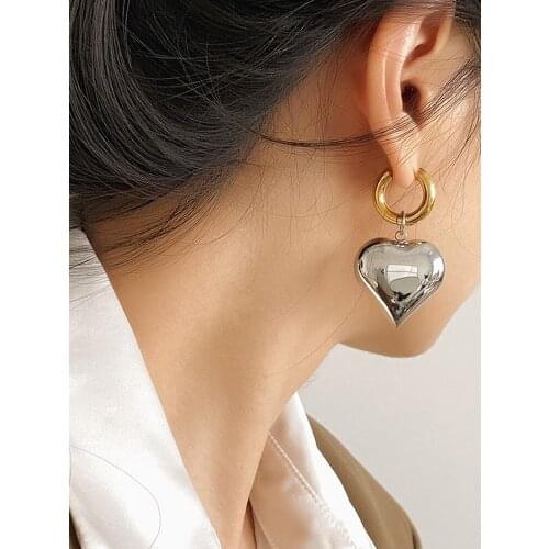 Fashion Peach heart shape Chain Dangle Earrings Elegant Imitation Pearl Crystal Alphabet Ear Studs Simple Earring for Women New